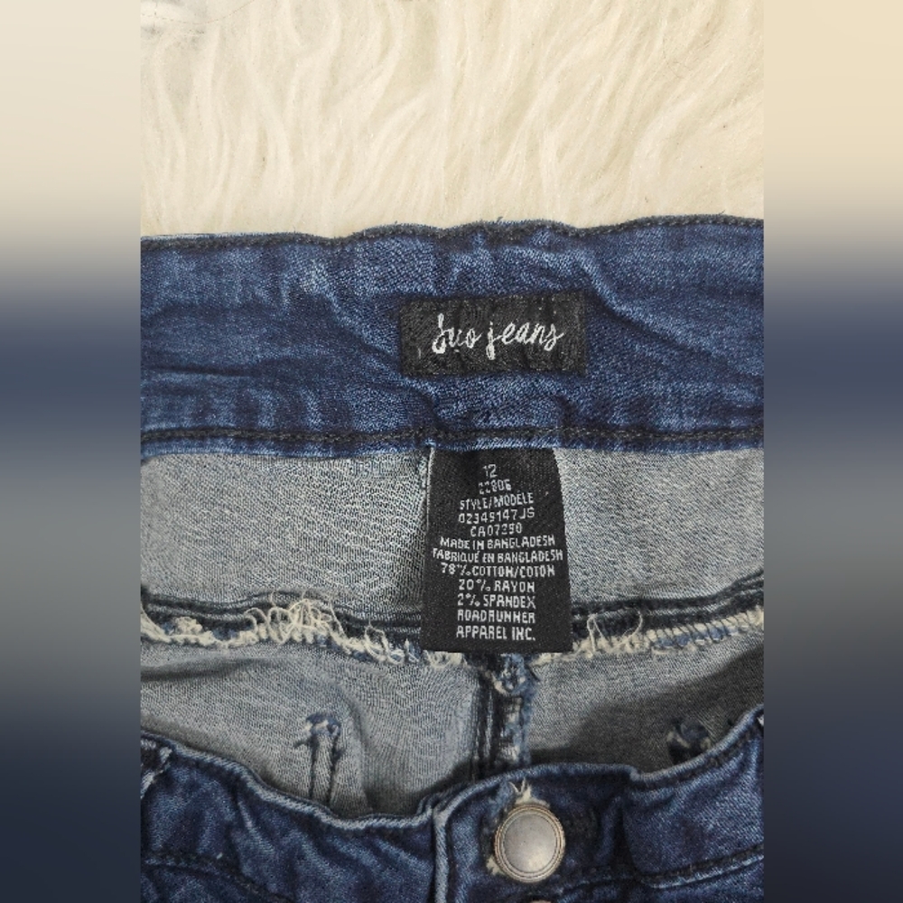 ✨ Women’s Denim Shorts Bundle – Size 12 – 4 Stylish Pairs – Chic & Casual - Picture 11 of 16